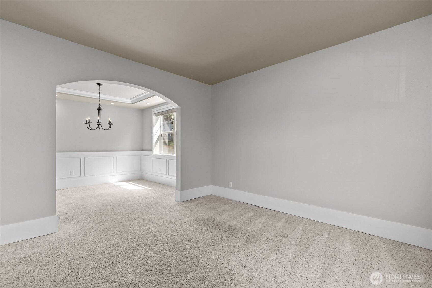 2528 Camas Avenue Northeast Renton, WA 98056 - Photo 9 of 28