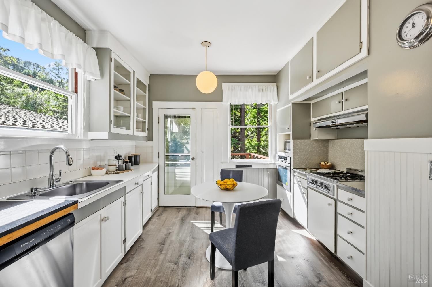 120 Redwood Road San Anselmo, CA 94960 - Photo 14 of 54