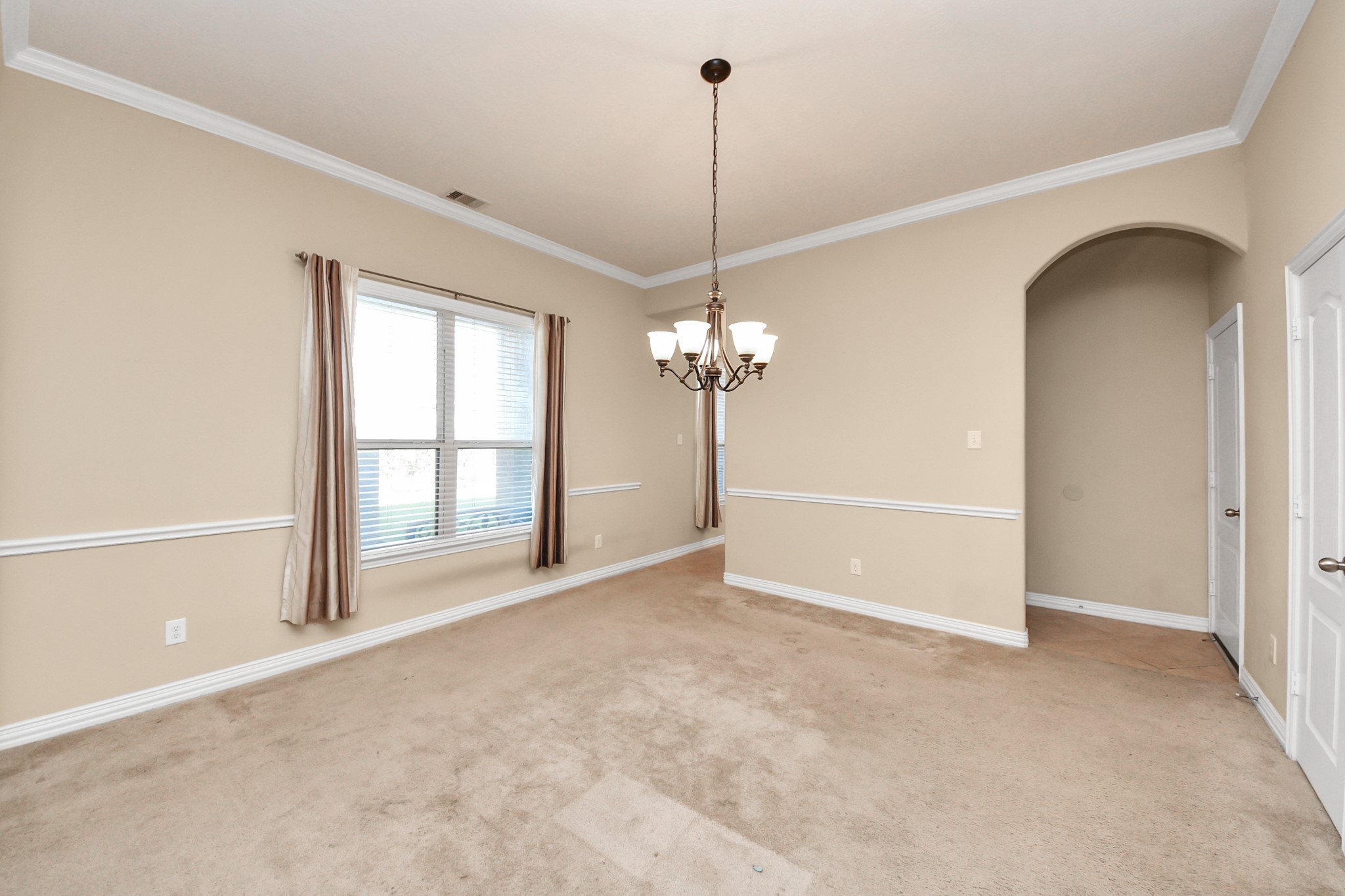 25006 Florina Ranch Drive Katy, TX 77494 - Photo 17 of 48 Formal Dining area