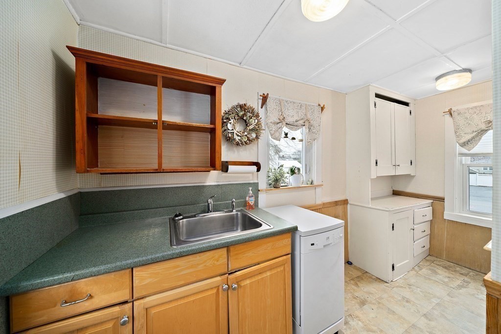 97 Mechanic Street Canton, MA 02021 - Photo 6 of 25 Gallery Image 6