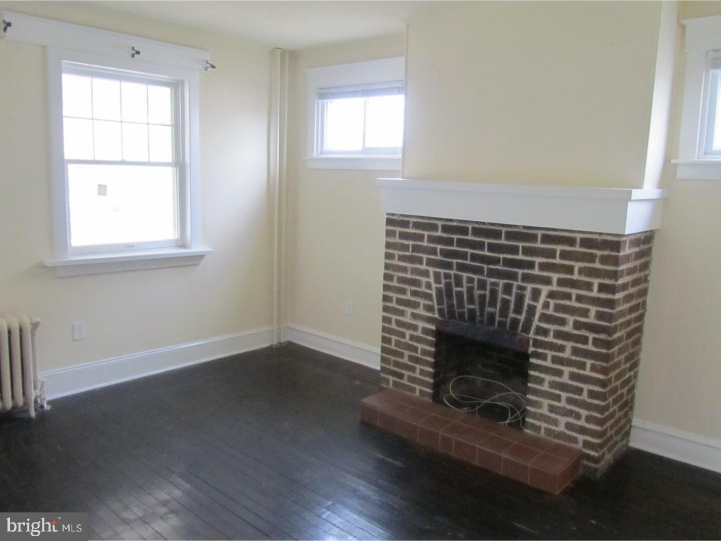 11 West Forestview Road Brookhaven, PA 19015 - Photo 5 of 17 Living Room