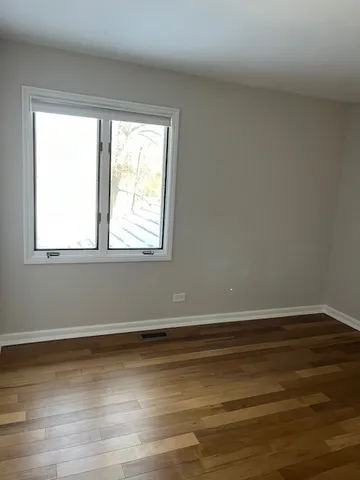 $6,500 | 537 East Center Avenue, Lake Bluff, IL 60044