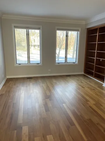 $6,500 | 537 East Center Avenue, Lake Bluff, IL 60044