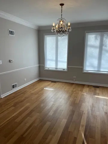 $6,500 | 537 East Center Avenue, Lake Bluff, IL 60044