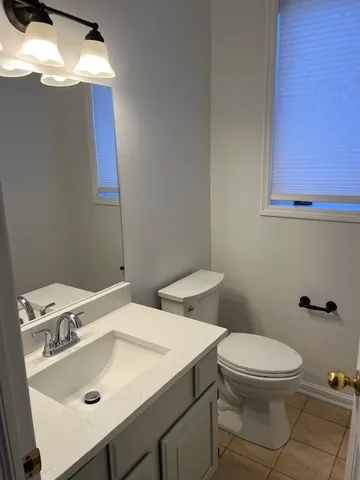 $6,500 | 537 East Center Avenue, Lake Bluff, IL 60044