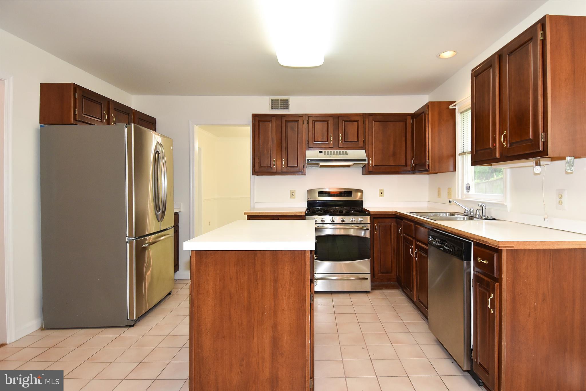 9204 Linton Street Silver Spring, MD 20901 - Photo 12 of 37 Gallery Image 12