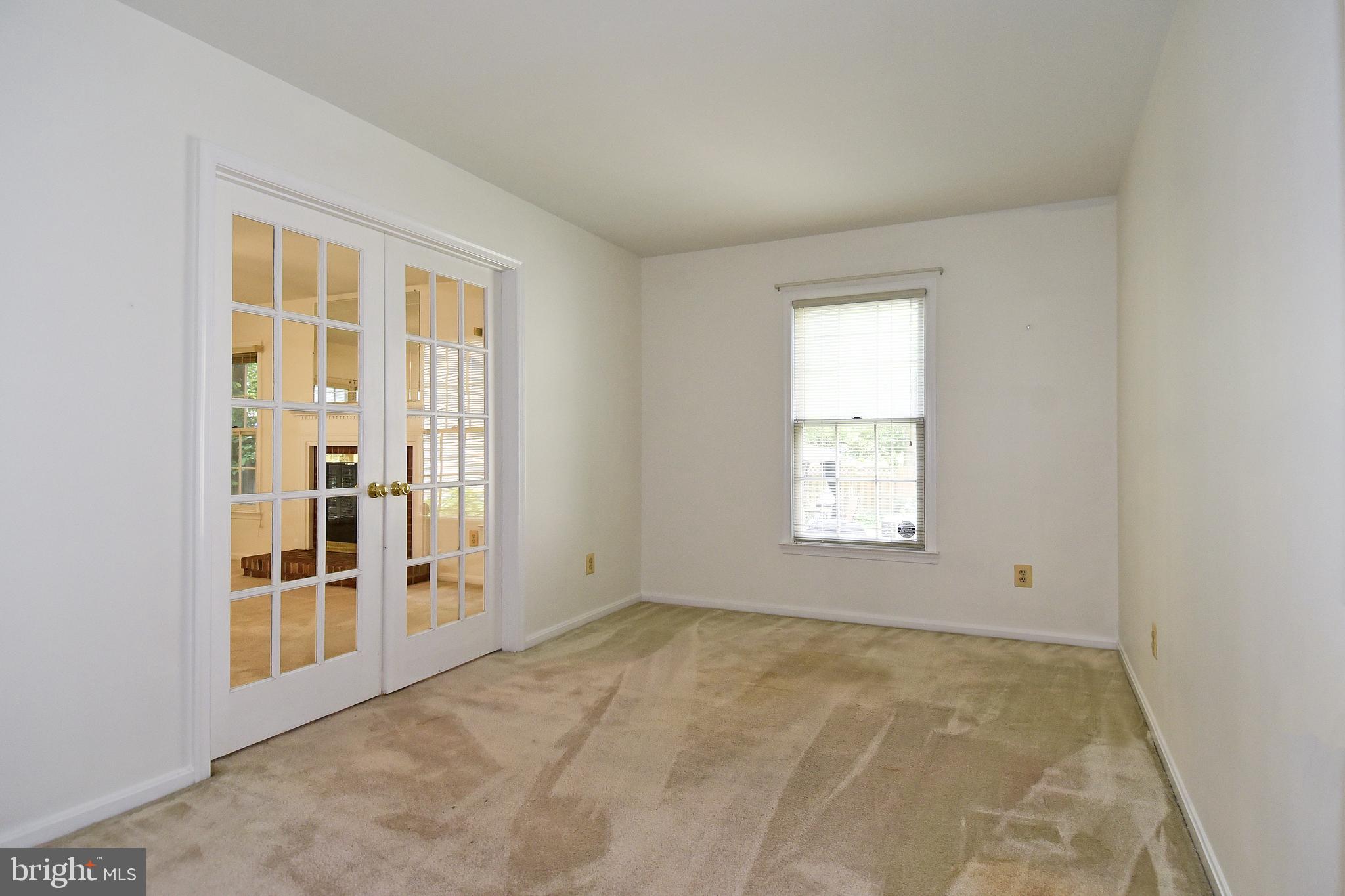 9204 Linton Street Silver Spring, MD 20901 - Photo 15 of 37 Bonus space - main level