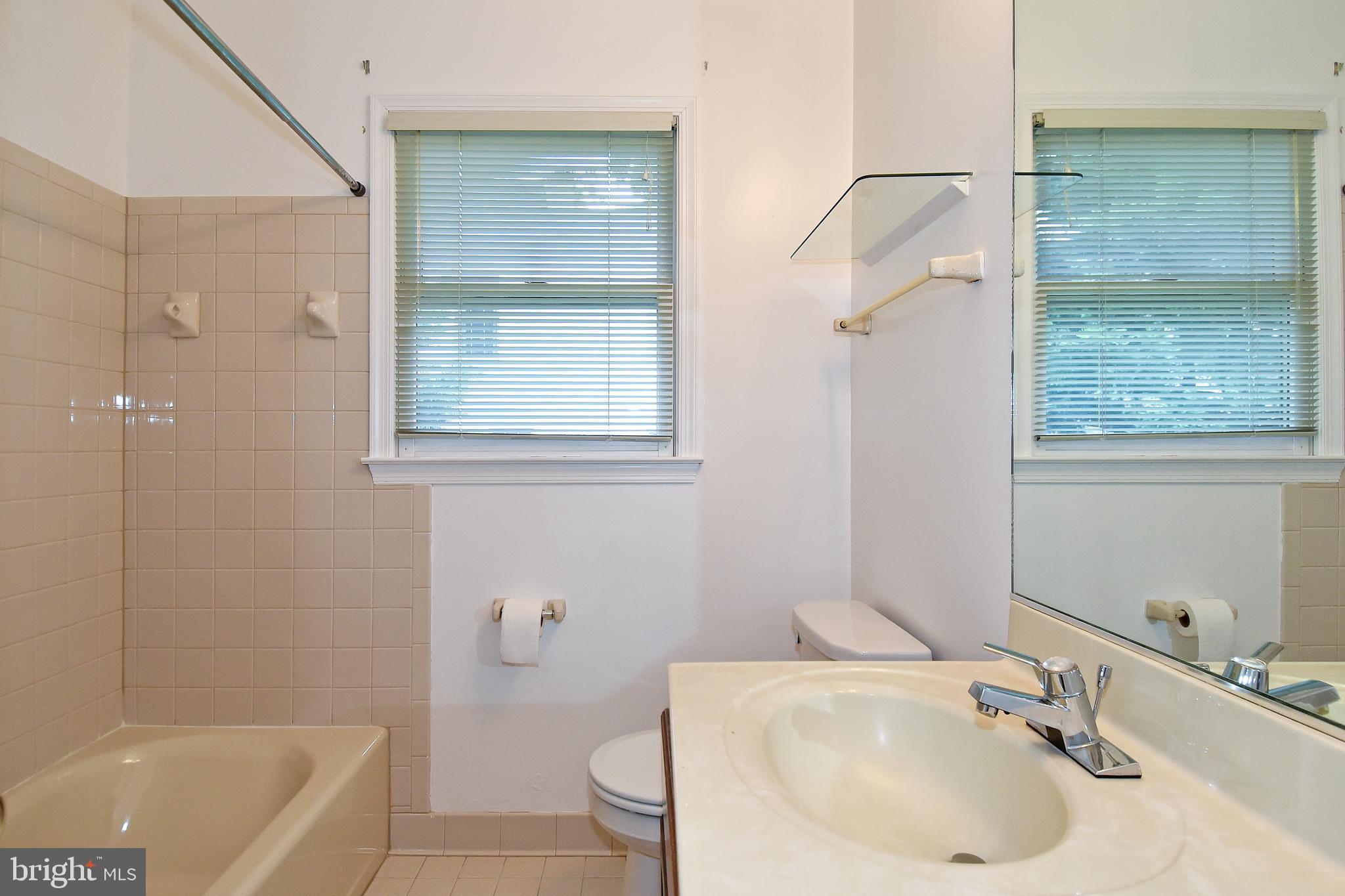 9204 Linton Street Silver Spring, MD 20901 - Photo 31 of 37 Hall bath - upper level