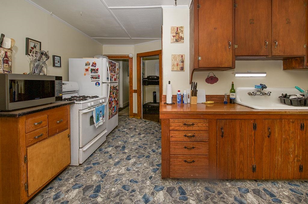 160-164 Front Street Exeter, NH 03833 - Photo 16 of 18