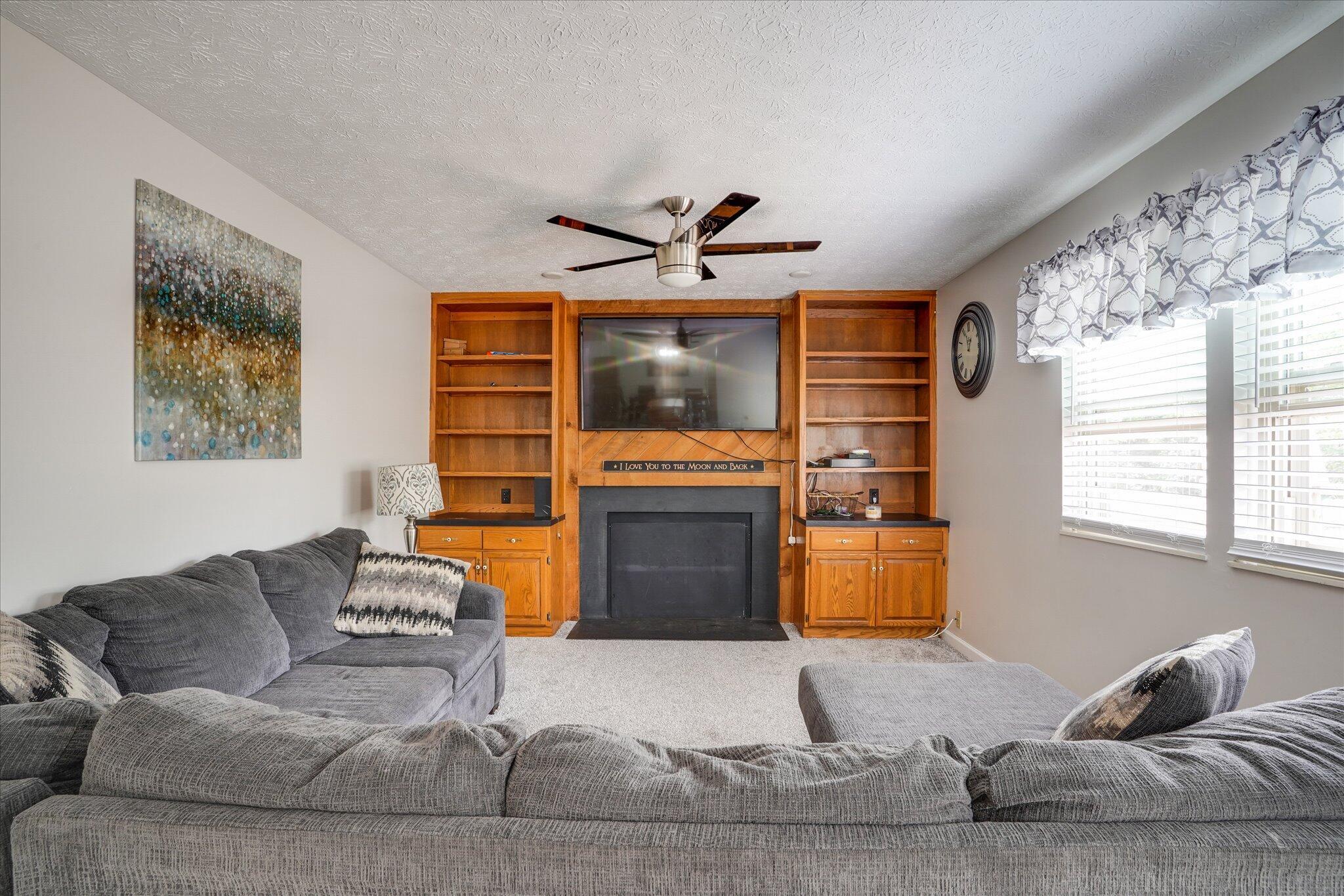 8799 Atherton Road Powell, OH 43065 - Photo 12 of 30