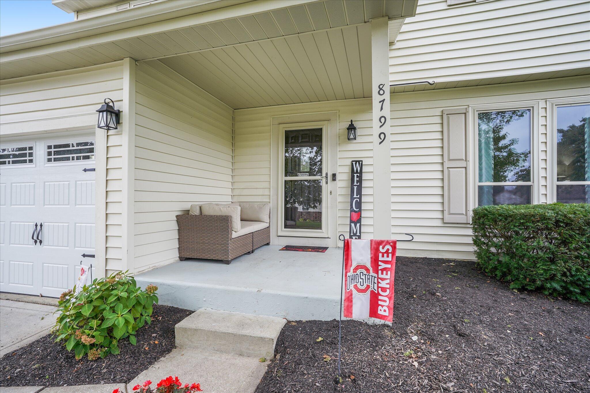 8799 Atherton Road Powell, OH 43065 - Photo 3 of 30