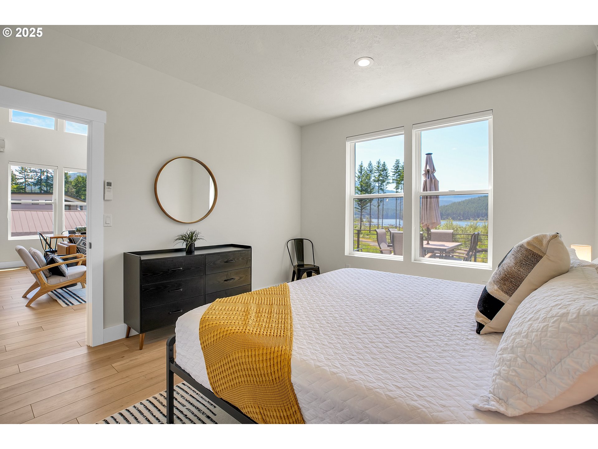 360 Santiam Avenue Detroit, OR 97342 - Photo 16 of 48