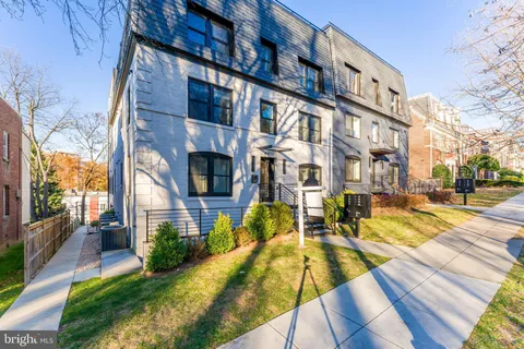 $675,000 | 4017 Davis Place Northwest, Unit 6, Washington, DC 20007