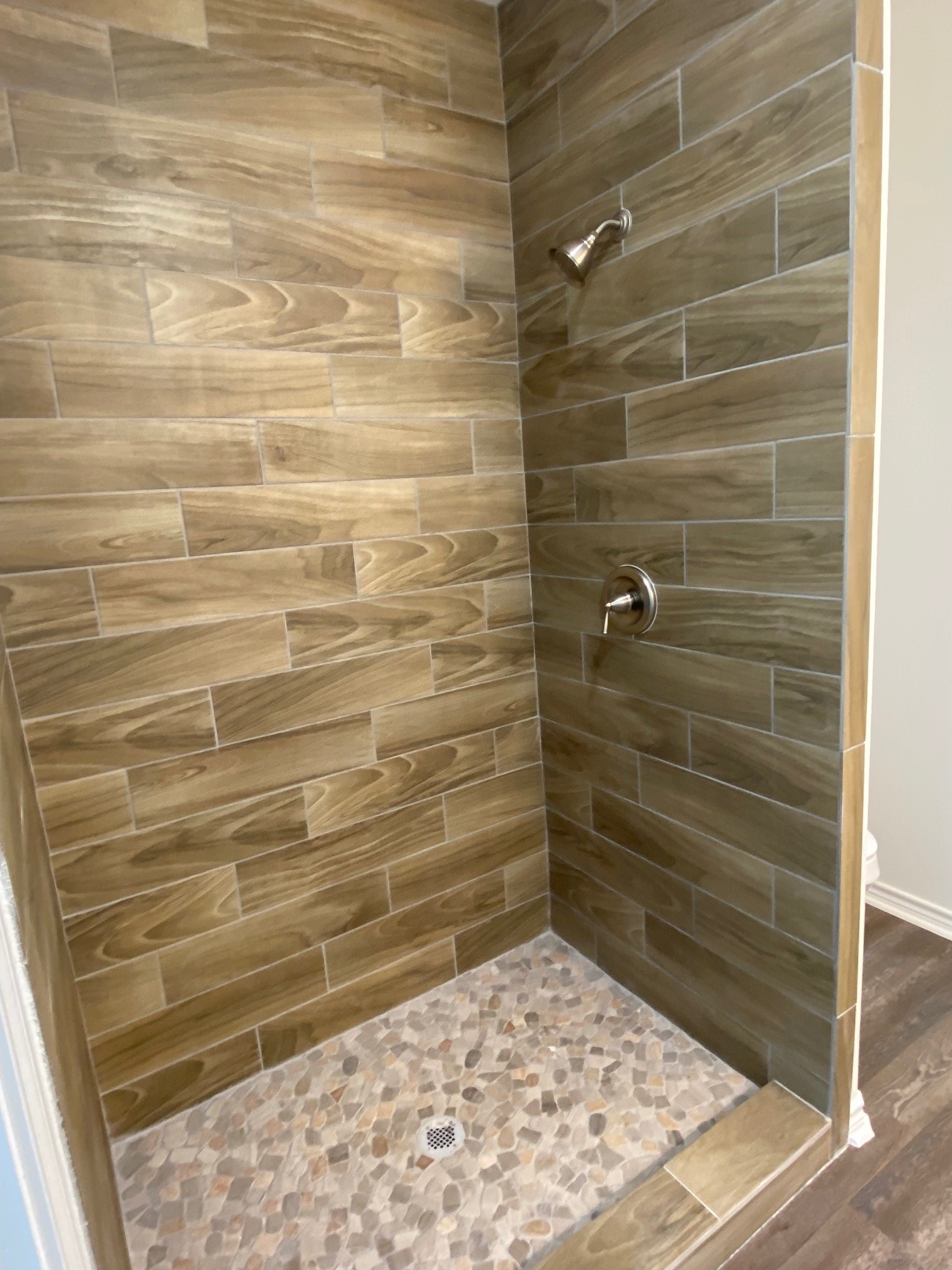 24029 Wildwood Road, Unit 32 Porter, TX 77365 - Photo 12 of 20 a bathroom with a shower