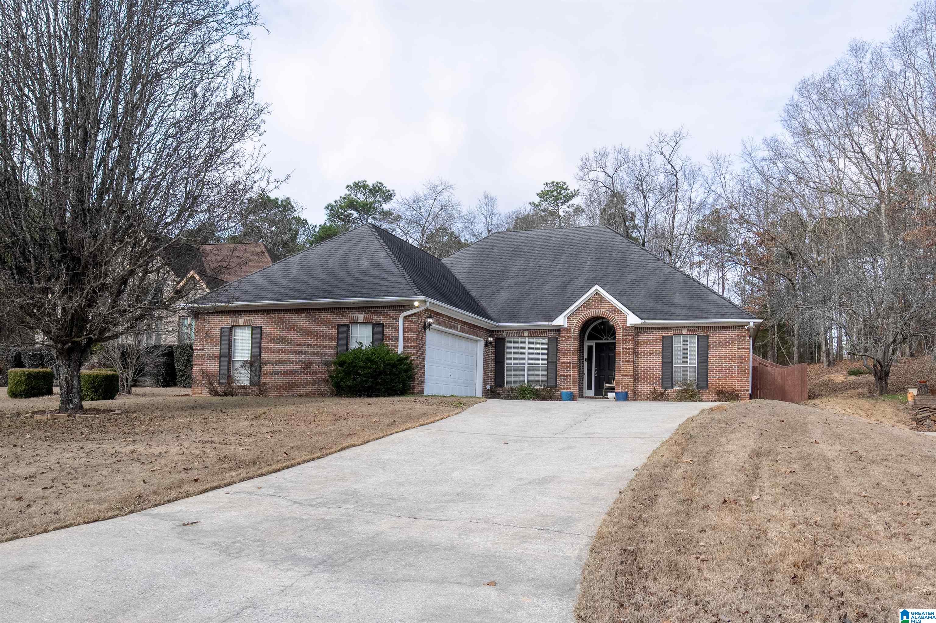 108 Shiraz Street Alabaster, AL 35007 - Photo 2 of 27