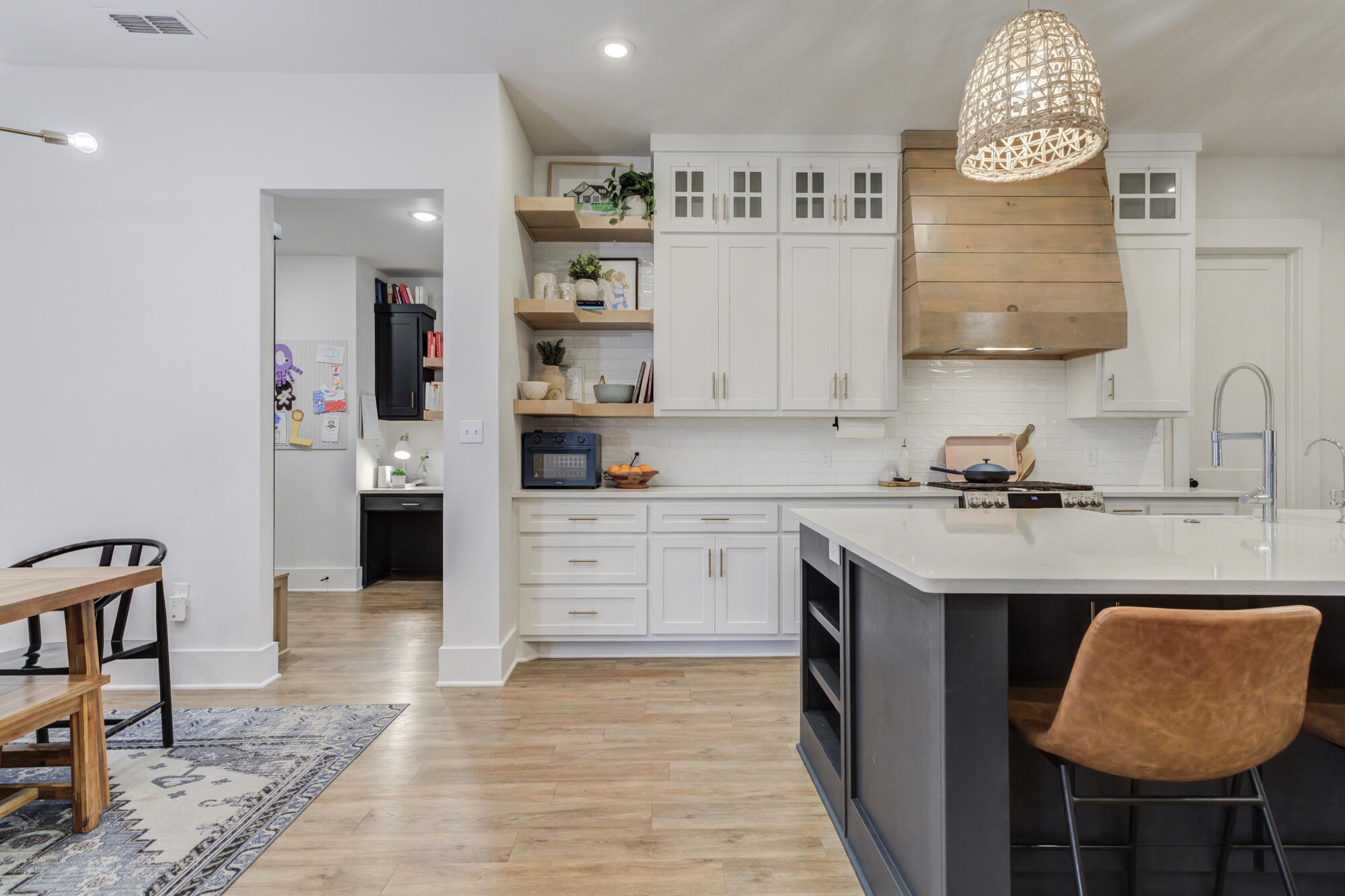 7029 101st Street Lubbock, TX 79424 - Photo 18 of 53 7029-101st-St_Lubbock-TX_21_Kitchen