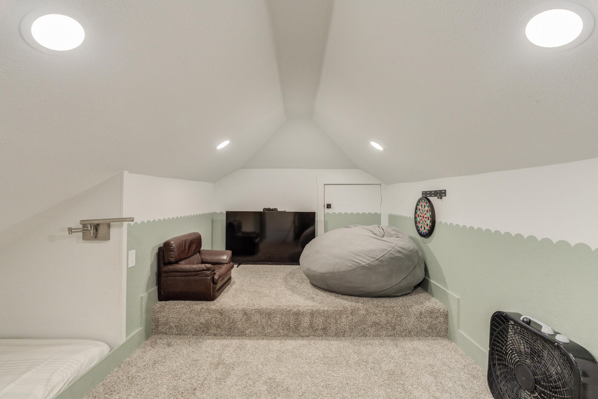 7029 101st Street Lubbock, TX 79424 - Photo 26 of 53 7029-101st-St_Lubbock-TX_50_Bonus-Room