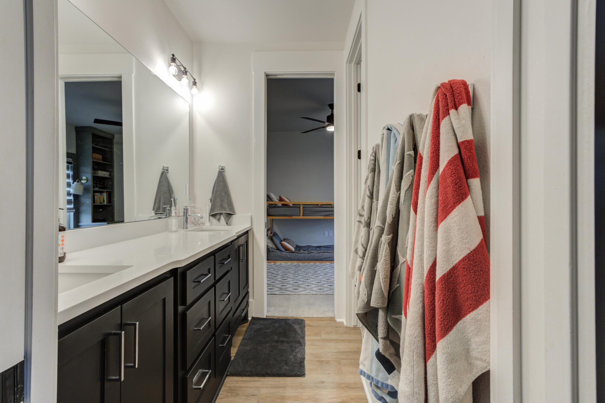 7029 101st Street Lubbock, TX 79424 - Photo 36 of 53 7029-101st-St_Lubbock-TX_43_Bathroom-3