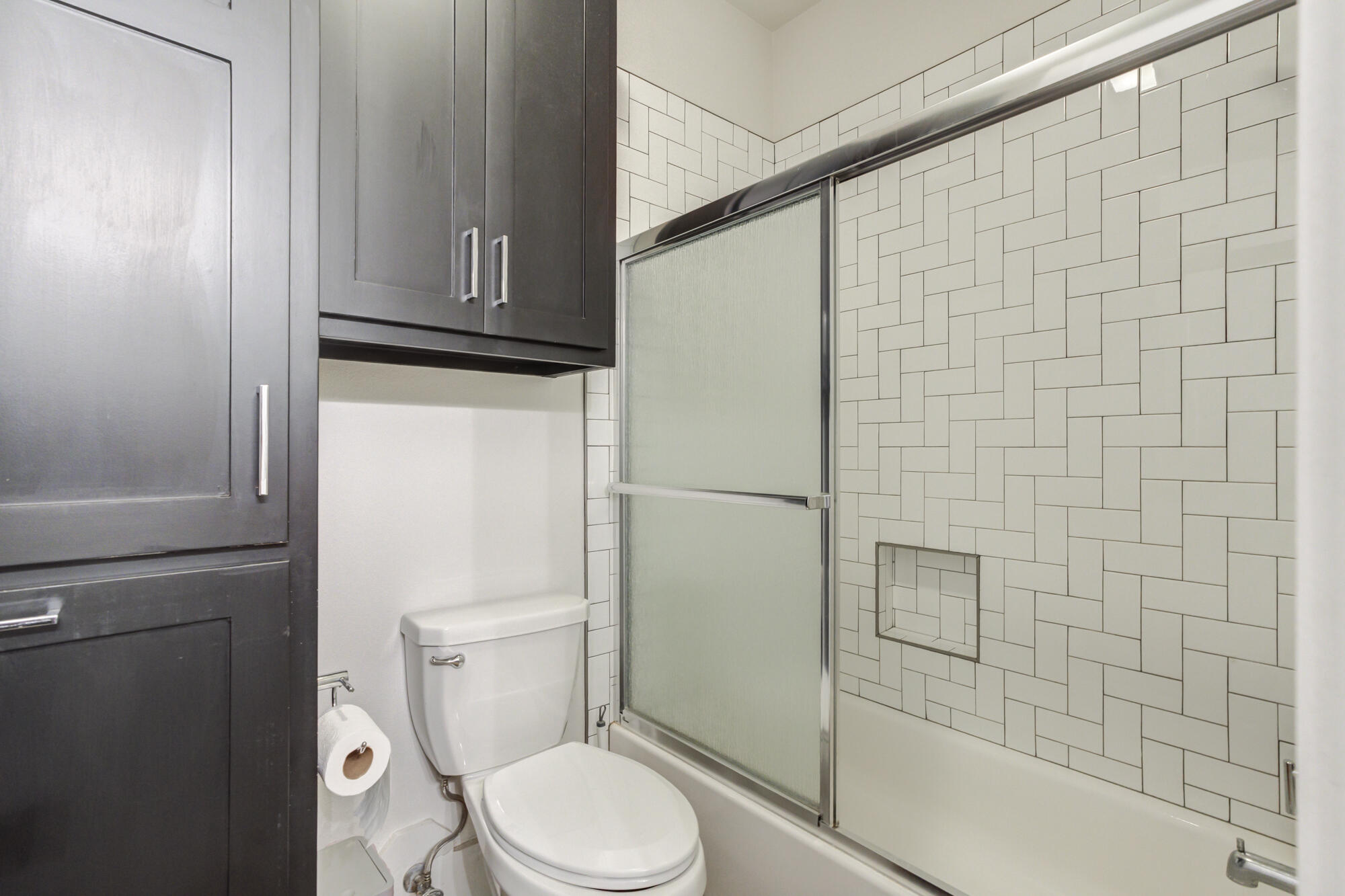 7029 101st Street Lubbock, TX 79424 - Photo 38 of 53 7029-101st-St_Lubbock-TX_45_Bathroom-3