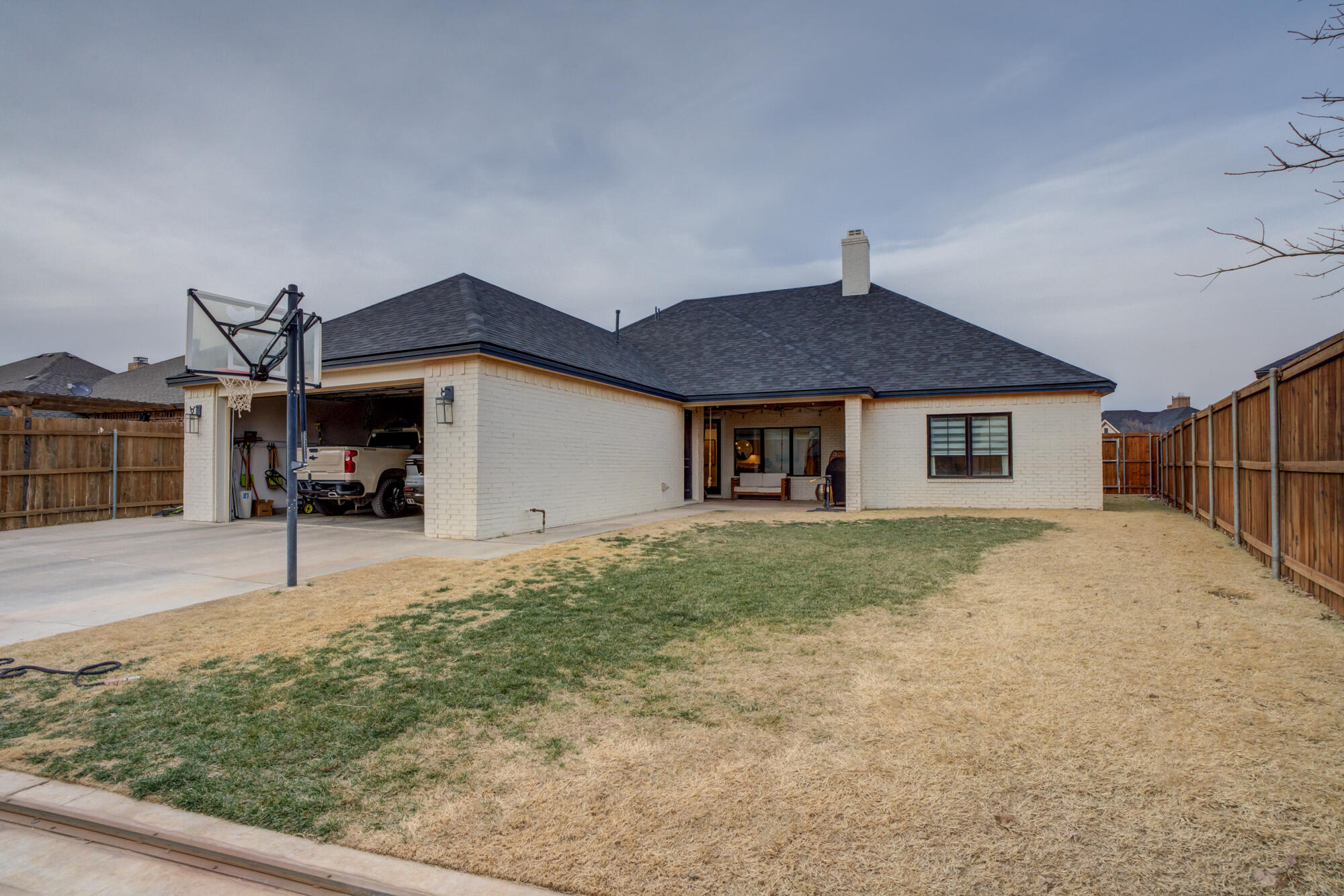7029 101st Street Lubbock, TX 79424 - Photo 53 of 53 7029-101st-St_Lubbock-TX_58_Driveway