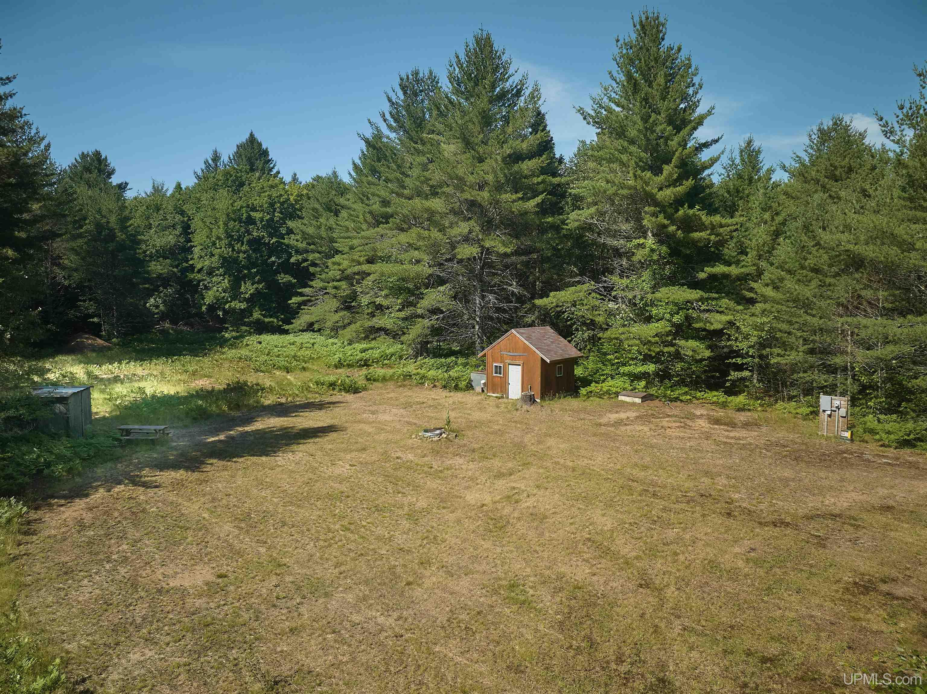 7806 Doe Lake Road Munising, MI 49862 - Photo 22 of 26