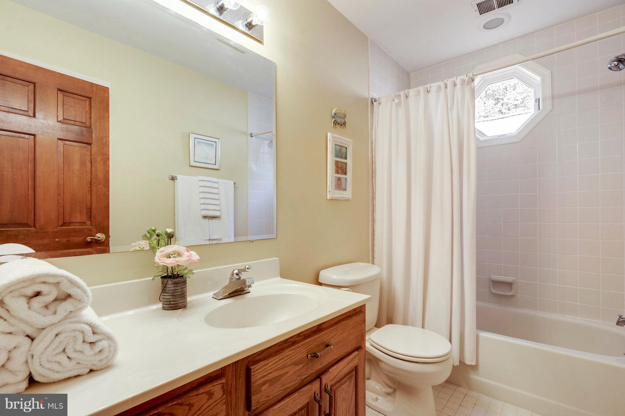 22118 Watson Road Leesburg, VA 20175 - Photo 18 of 30 Bath