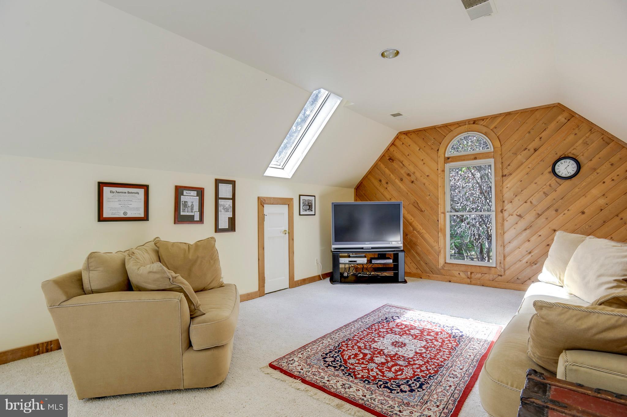 22118 Watson Road Leesburg, VA 20175 - Photo 22 of 30 Interior (General)
