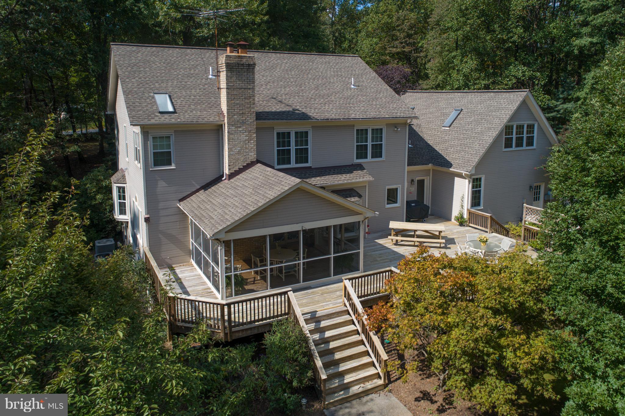 22118 Watson Road Leesburg, VA 20175 - Photo 30 of 30 Exterior (Rear)