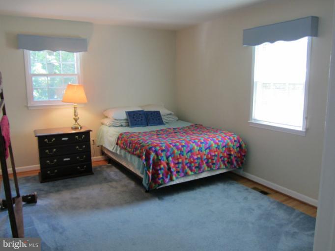 534 Marshall Road Southwest Vienna, VA 22180 - Photo 7 of 15 Bedroom