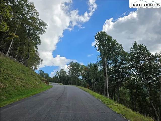 $99,900 | 9 Poplar Forest Drive, Boone, NC 28607