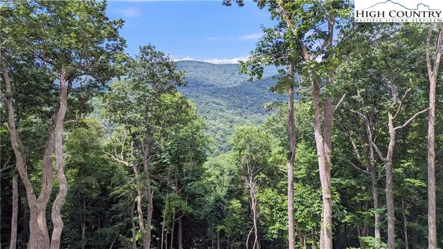 $99,900 | 9 Poplar Forest Drive, Boone, NC 28607