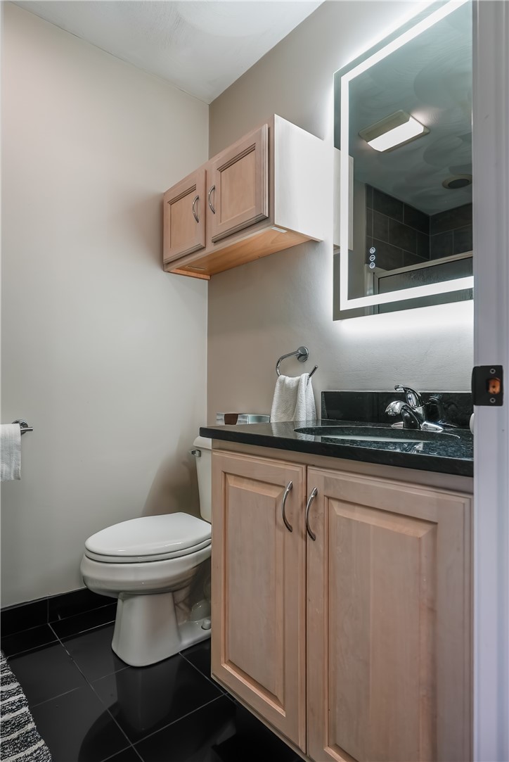 136 Bishop Hill Road Johnston, RI 02919 - Photo 25 of 29