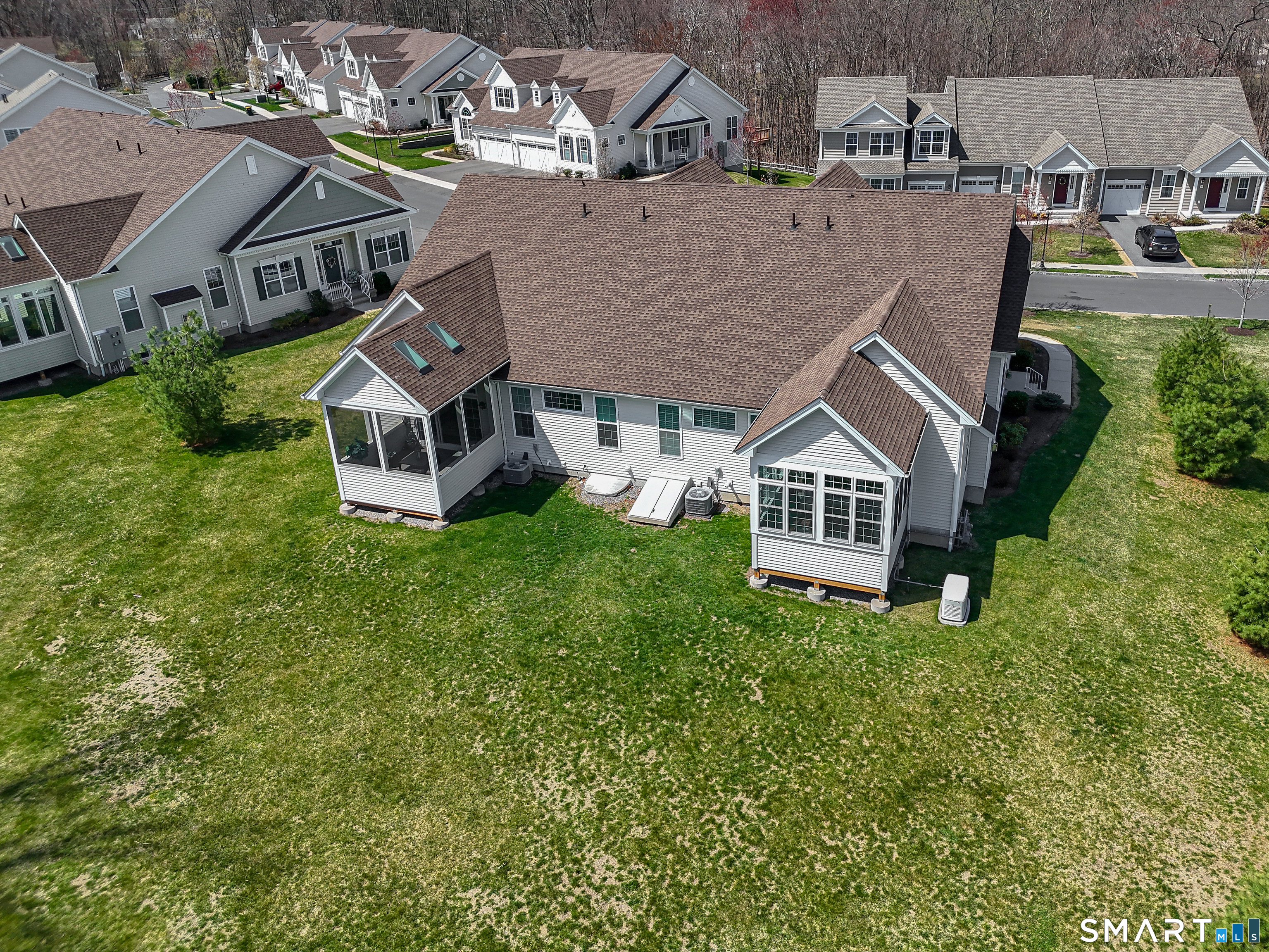 28 Tamarack Court, Unit 28 Prospect, CT 06712 - Photo 24 of 40 Enjoy the country setting in the rear yard.