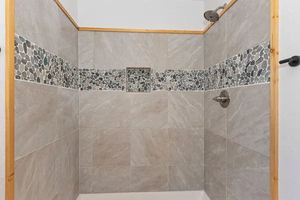 $339,800 | 87 Tuscarora Trail, Murphy, NC 28906