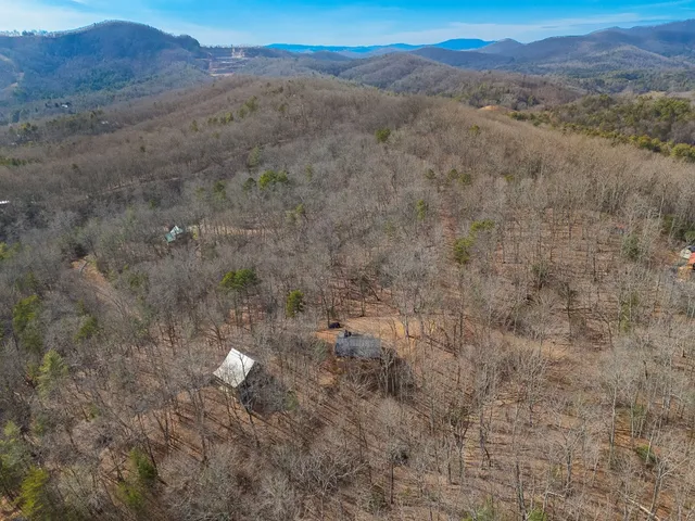 $339,800 | 87 Tuscarora Trail, Murphy, NC 28906