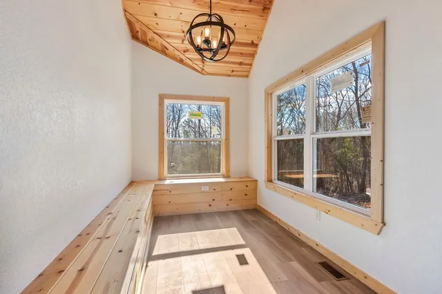 $339,800 | 87 Tuscarora Trail, Murphy, NC 28906