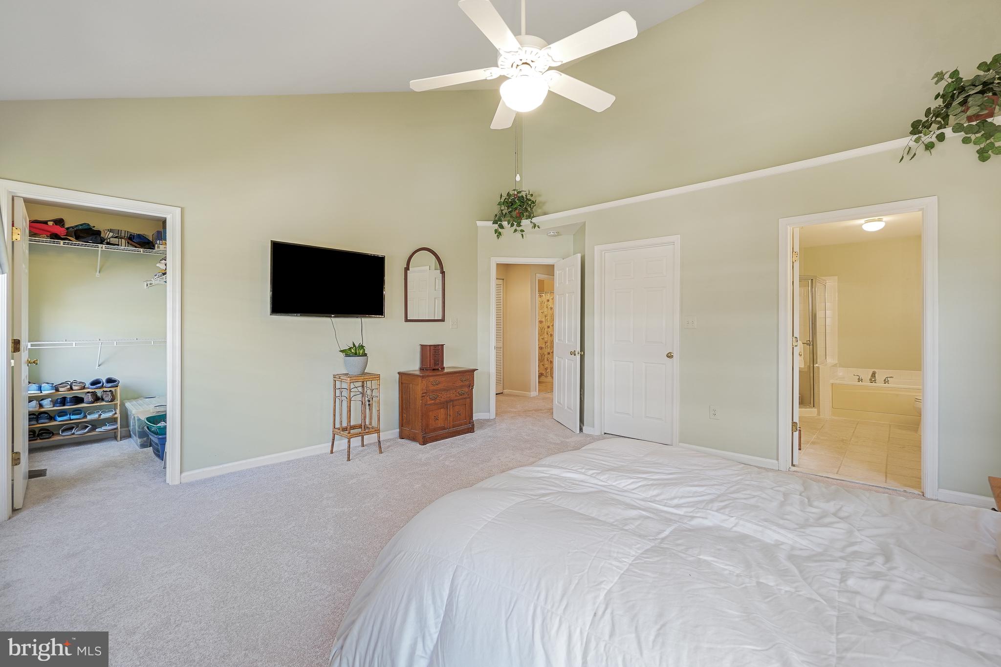 12044 Trumbull Way Reston, VA 20190 - Photo 35 of 57 Gallery Image 35