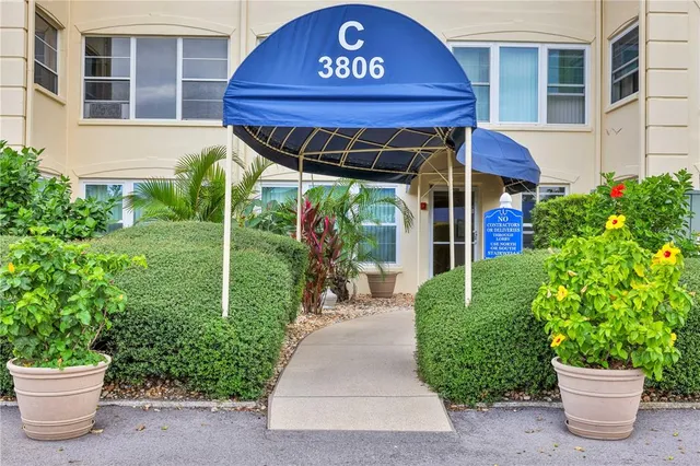 $5,835 | 3806 Gulf Of Mexico Drive, Unit C210, Longboat Key, FL 34228
