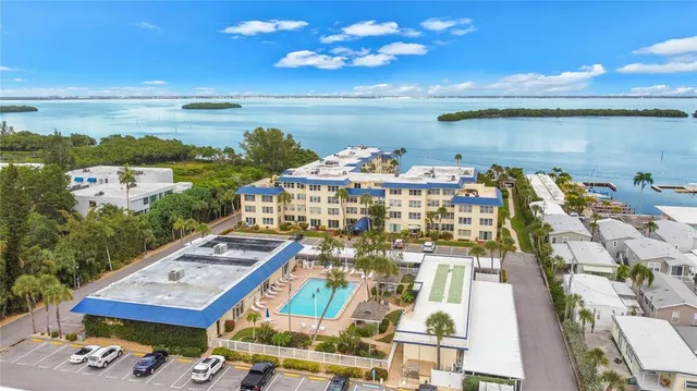 $5,835 | 3806 Gulf Of Mexico Drive, Unit C210, Longboat Key, FL 34228