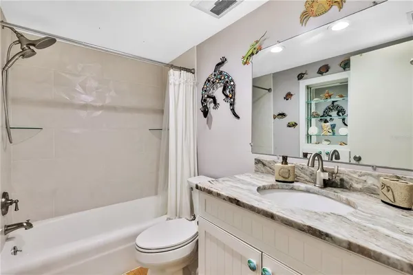 $5,835 | 3806 Gulf Of Mexico Drive, Unit C210, Longboat Key, FL 34228