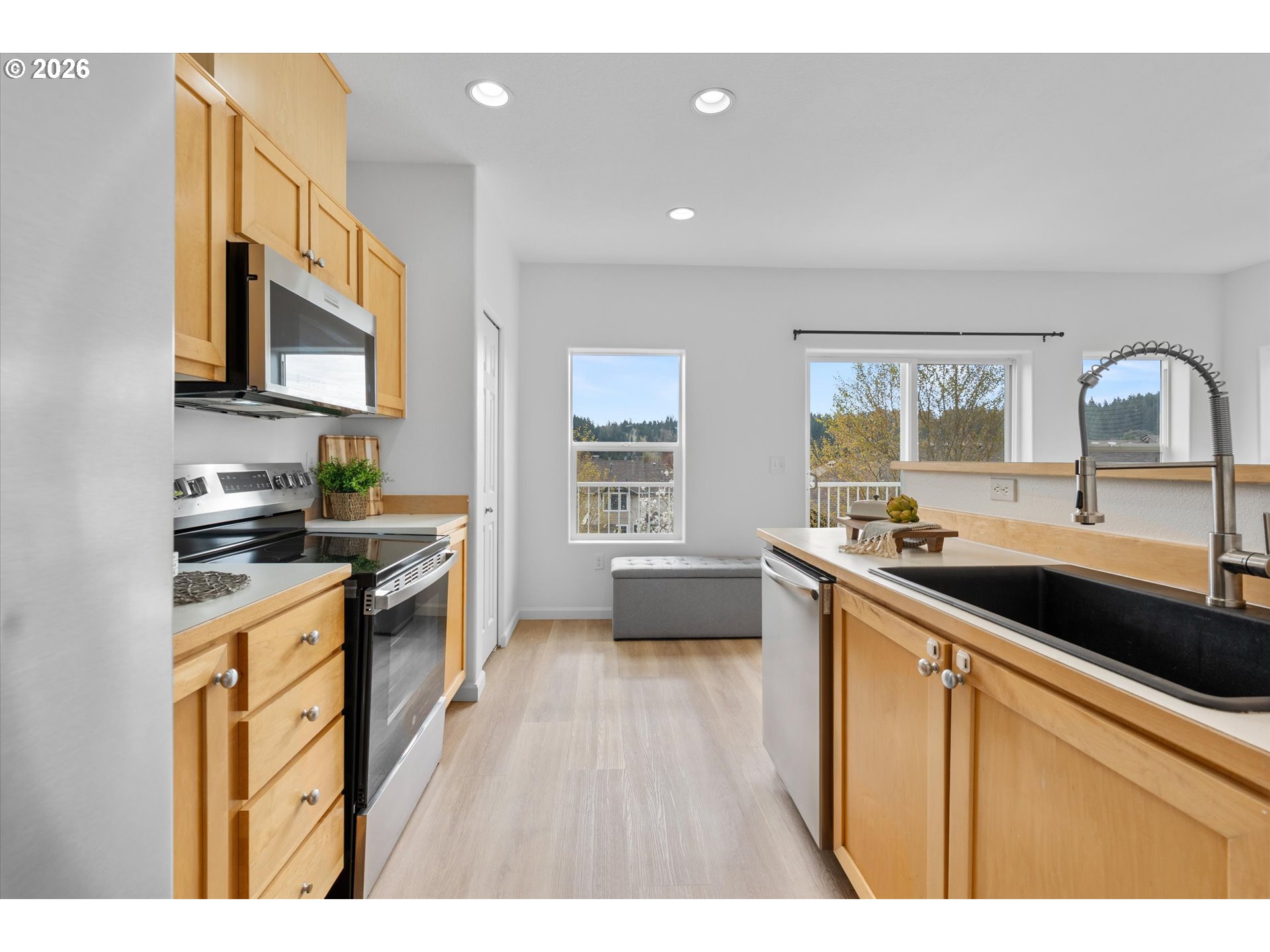 15250 Southwest Sparrow Loop, Unit 105 Beaverton, OR 97007 - Photo 12 of 41 Kitchen