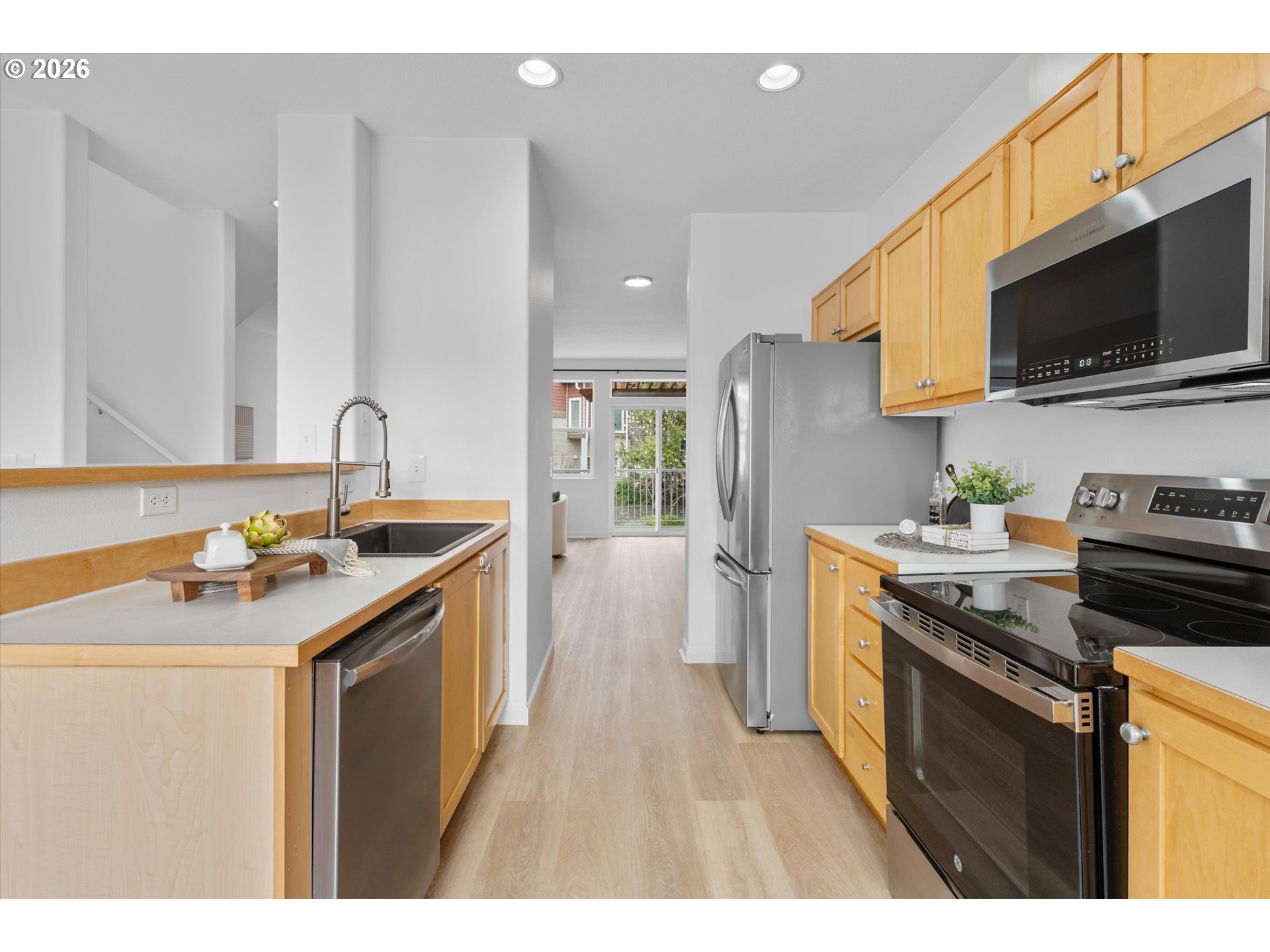 15250 Southwest Sparrow Loop, Unit 105 Beaverton, OR 97007 - Photo 14 of 41 Kitchen