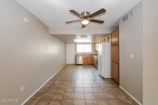 $1,149 | 3313 West Harmont Drive, Unit 3, Phoenix, AZ 85051