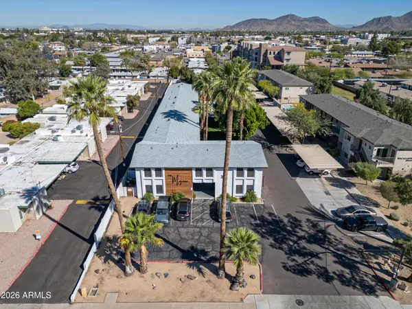 $3,895,000 | 2020 West Orangewood Avenue, Phoenix, AZ 85021