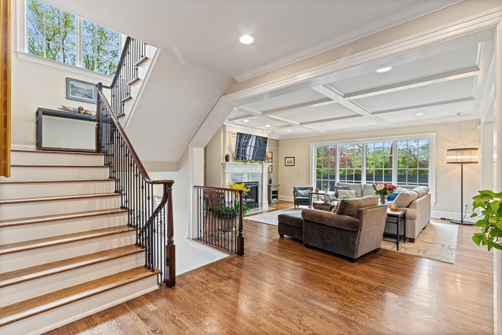 4130 Mountview Road Columbus, OH 43220 - Photo 5 of 15 4130 Mountview Road-12.jpg-SMALL