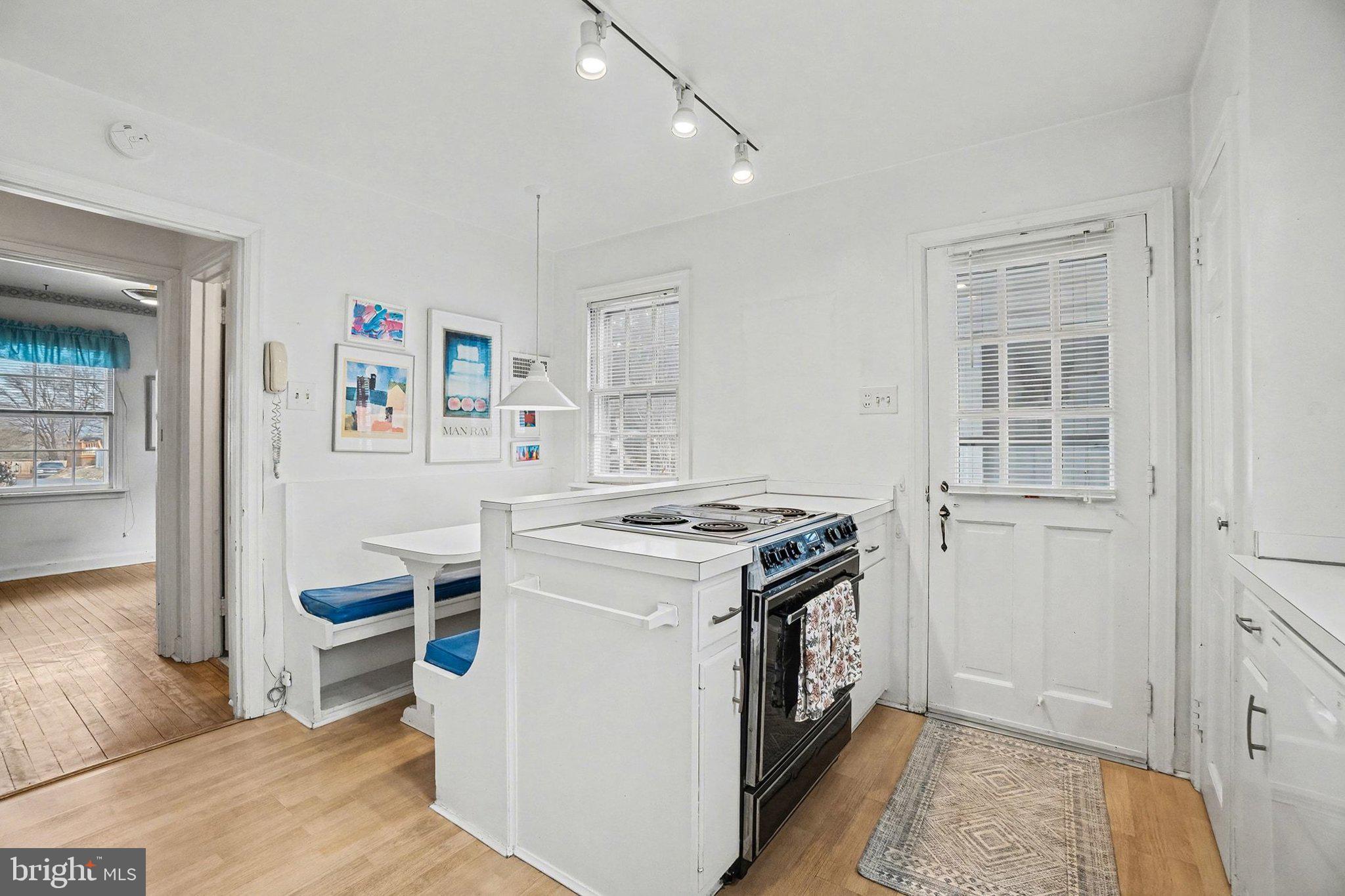 3603 Hillcrest Road Harrisburg, PA 17109 - Photo 11 of 34 a view of kitchen and windows