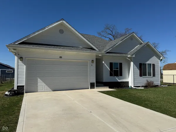 $254,900 | 239 North Coventry Drive, Anderson, IN 46012