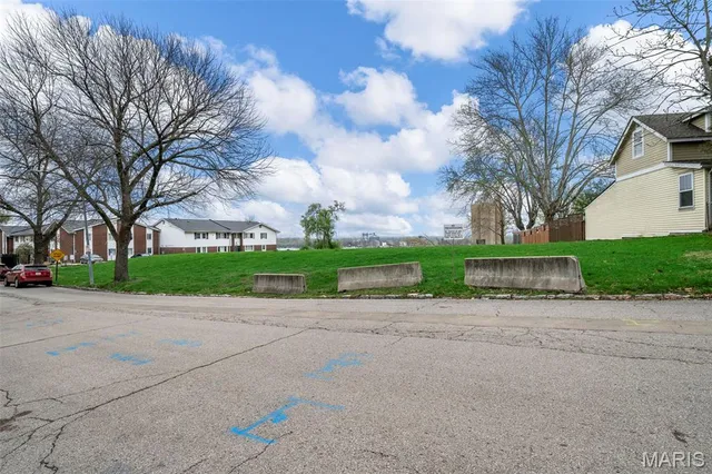 $114,900 | 3722 Kosciusko Street, St. Louis, MO 63118