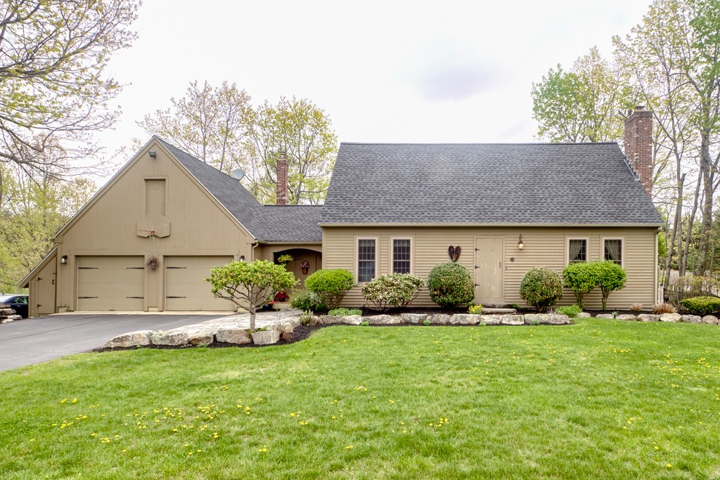 10 Watson Lane Rutland, MA 01543 - Photo 2 of 28
