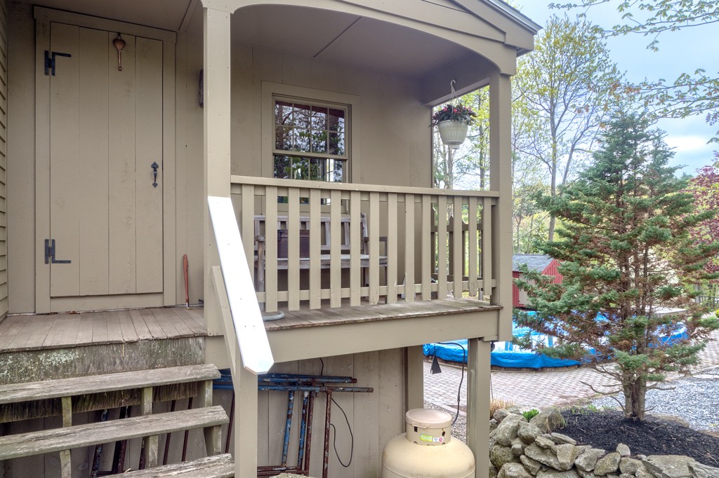 10 Watson Lane Rutland, MA 01543 - Photo 26 of 28